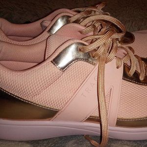 Traq by Alegria Qarma Lace Up Athletic Shoe Size 9.5 / EU 41